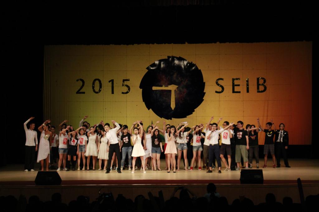 最后一曲 伟德国际victor1946